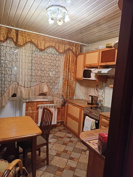 3-к квартира, 63 кв.м., Правый берег, Дружбы Народов пр-кт, 58