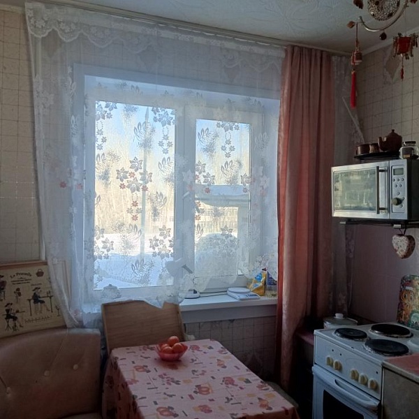 3-к квартира, 62 кв.м., Левый берег, Булгакова, 11