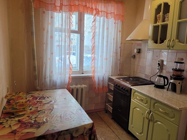 2-к квартира, 47 кв.м., Левый берег, Булгакова, 4