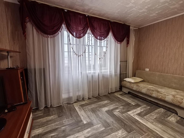 1-к квартира, 31 кв.м., Правый берег, Дружбы Народов пр-кт, 92