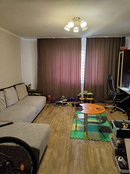 4-к квартира, 76 кв.м.
