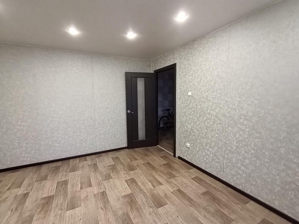 3-к квартира, 58 кв.м., Правый берег, Дружбы Народов пр-кт, 68