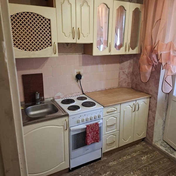 1-к квартира, 36 кв.м., Левый берег, Романтиков, 16